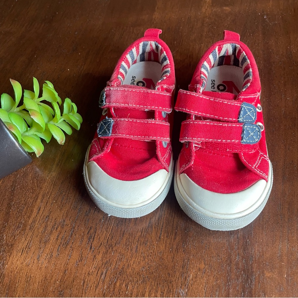 See Kai Run Stevie Red, white & Grey Sneakers Shoes Size 6.5 - Picture 11 of 11